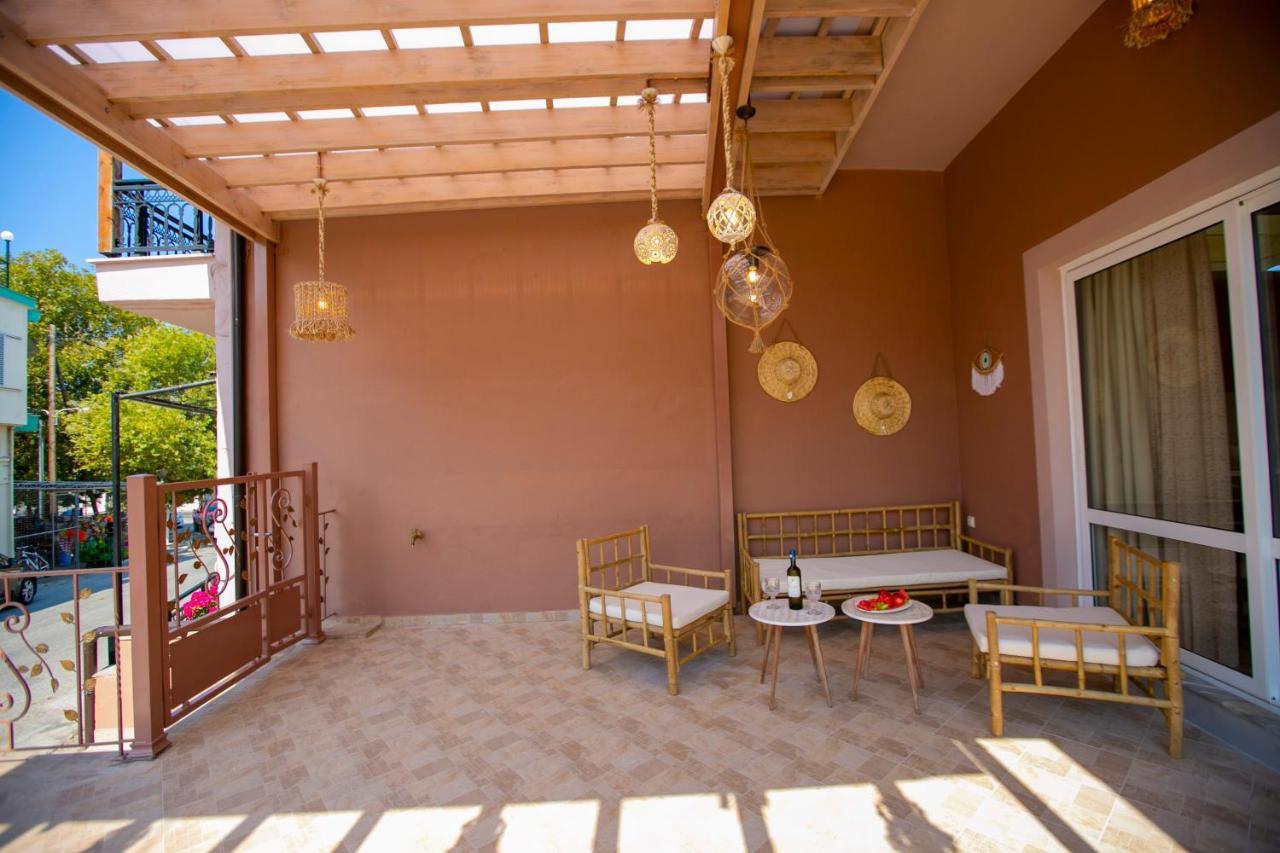Villa Luxury House Niso à Skala Sotiros Extérieur photo